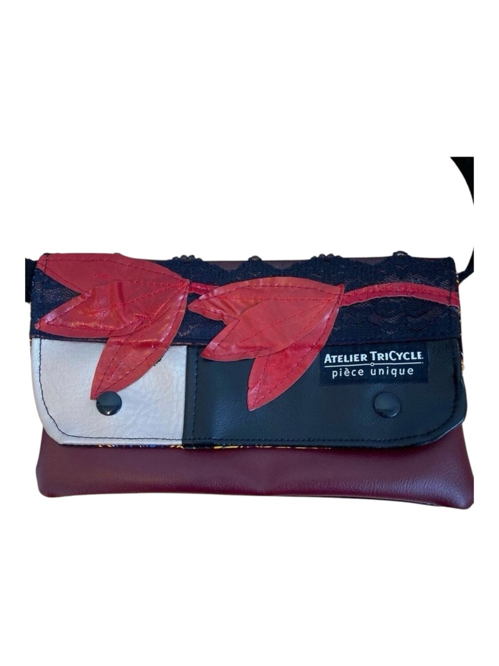 Atelier TriCycle Unique crossbody bag red black multicoloured recycled materials